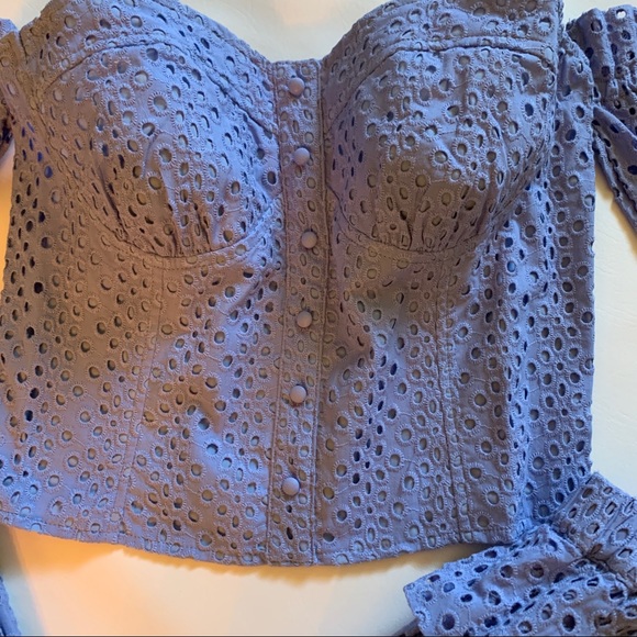 Off Shoulder Anglaise Top Puff Sleeve - Picture 4 of 11